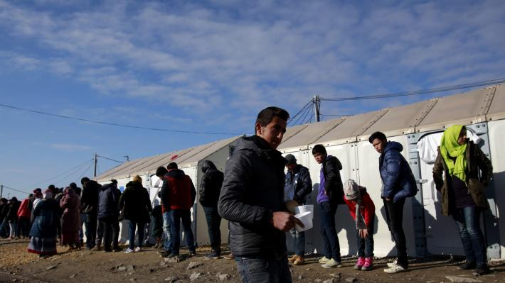 greece-migrants-25-02-2